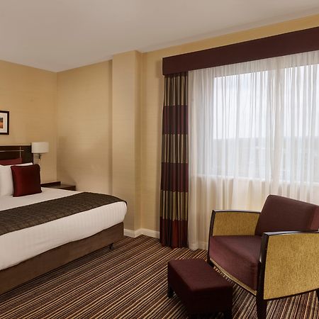 Crowne Plaza London - Gatwick Airport, An Ihg Hotel Crawley  Room photo