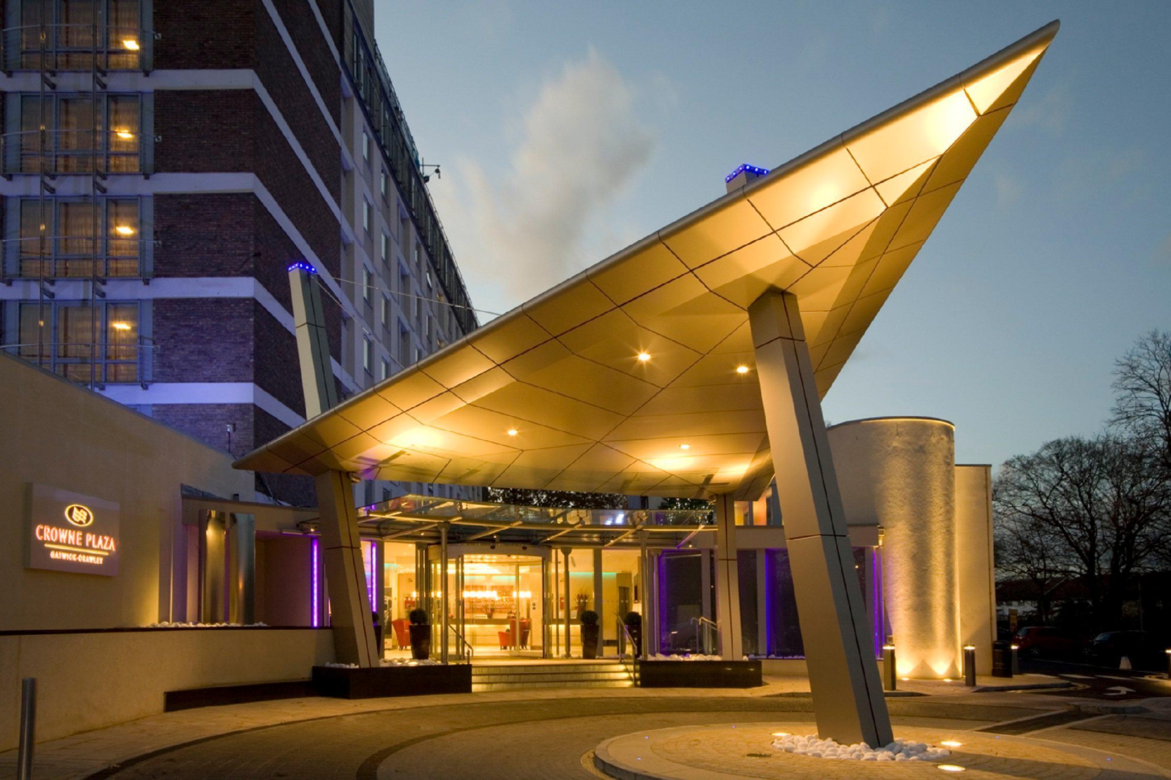 Crowne Plaza London - Gatwick Airport By Ihg Hotel Crawley  Exterior photo