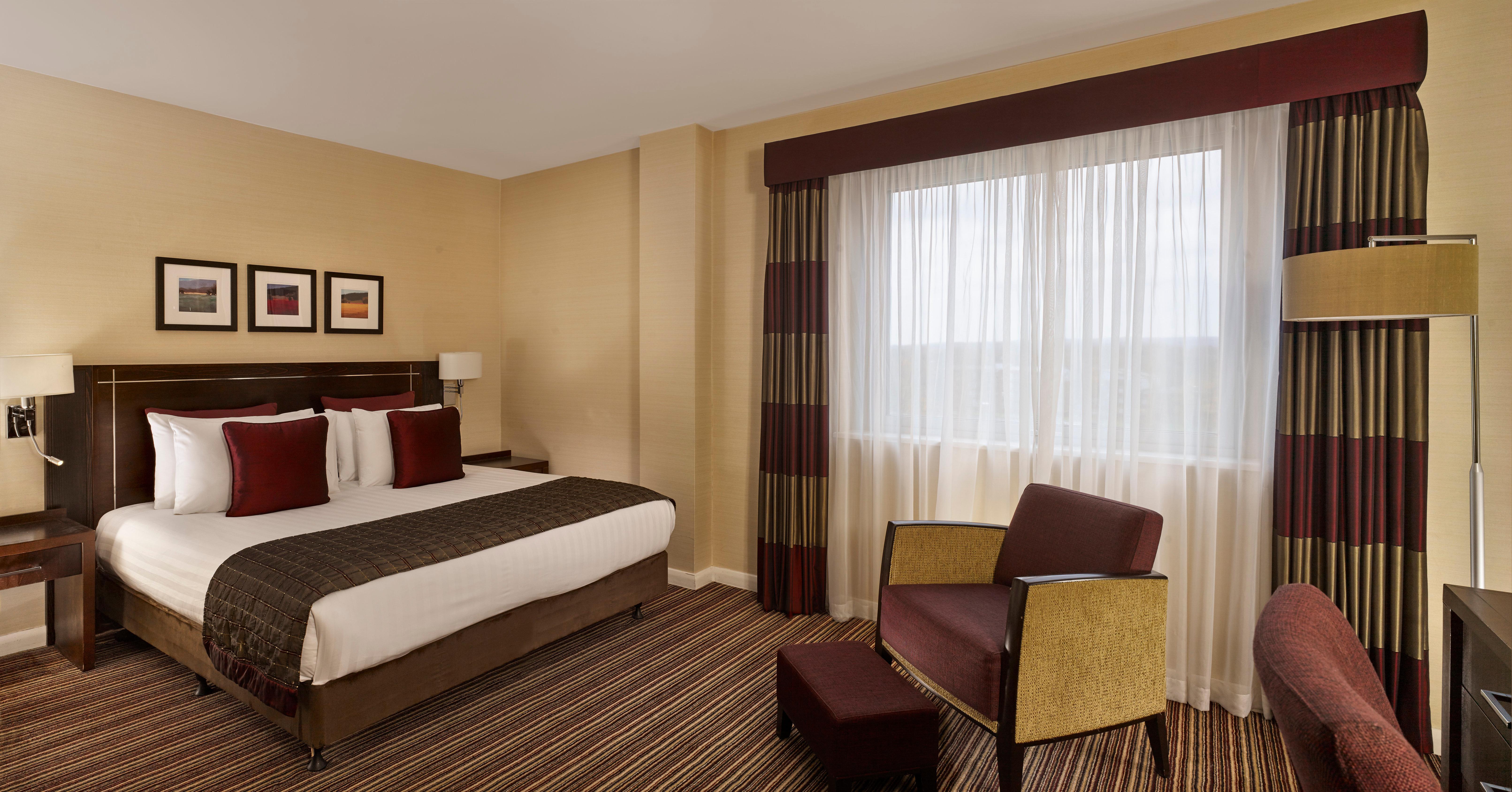 Crowne Plaza London - Gatwick Airport By Ihg Hotel Crawley  Room photo